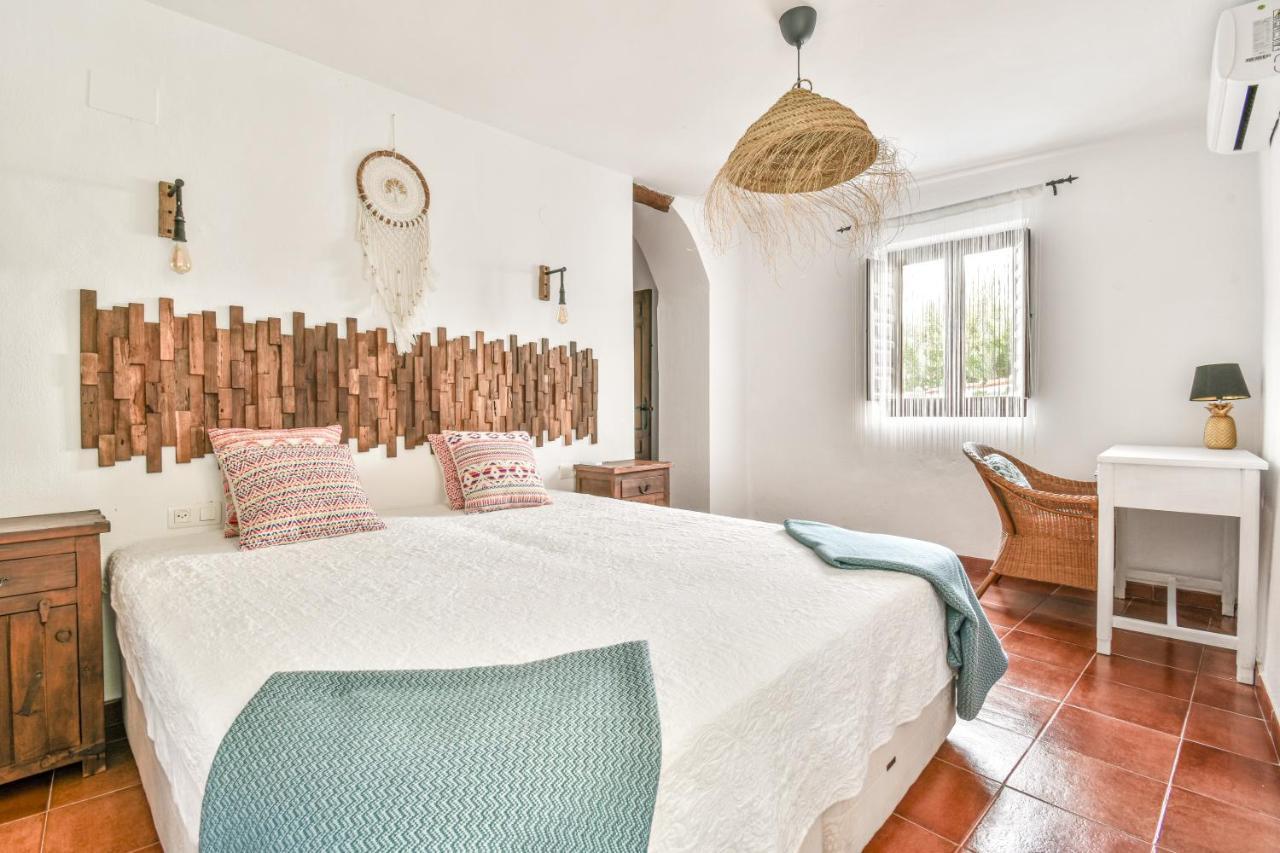 Casa Sol Y Aire - Vakantievilla In Dorp Met Prive Zwembad Pinos del Valle Екстериор снимка